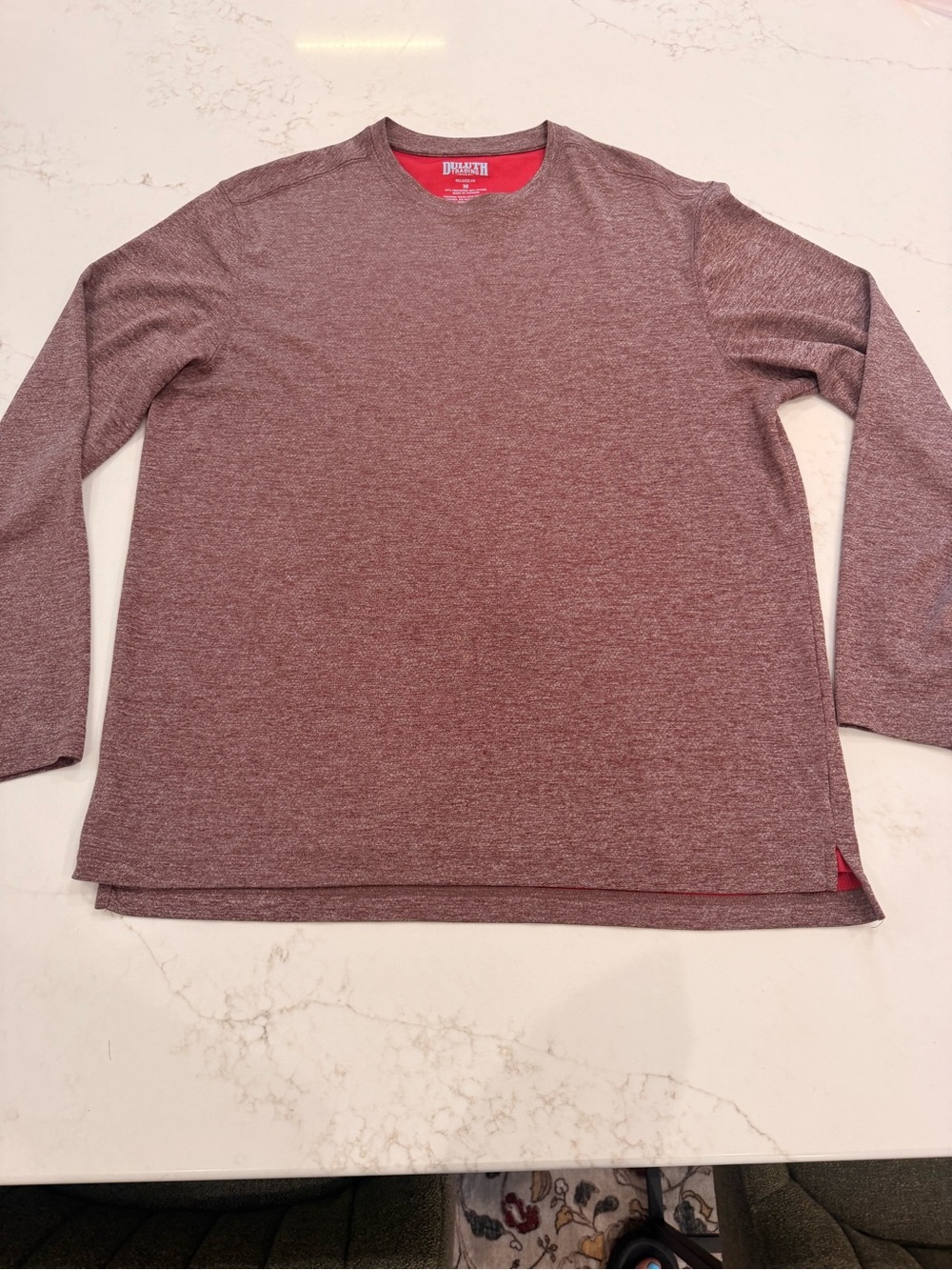 Duluth Trading Co Women’s Medium Maroon Heather Long Sleeve Crewneck Top